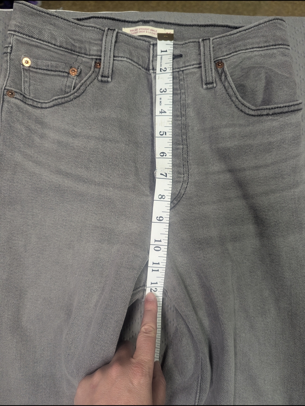 Levi's Ribcage Straight Ankle Jeans Gray Wash W26 L27 - Picture 4 of 12